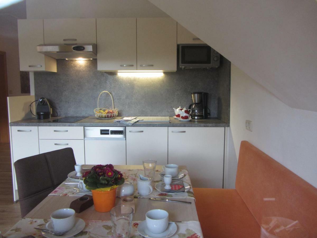 Anna'S Home - Ferienwohnungen Ratsch an der Weinstraße Esterno foto